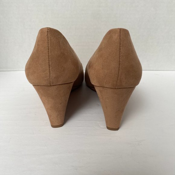 A.N.D EA WY NUDE FAUX SUEDE HEELS PUMPS IN SIZE 10 - Picture 5 of 7